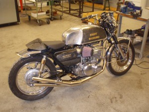 Suzuki GT 550 Indy